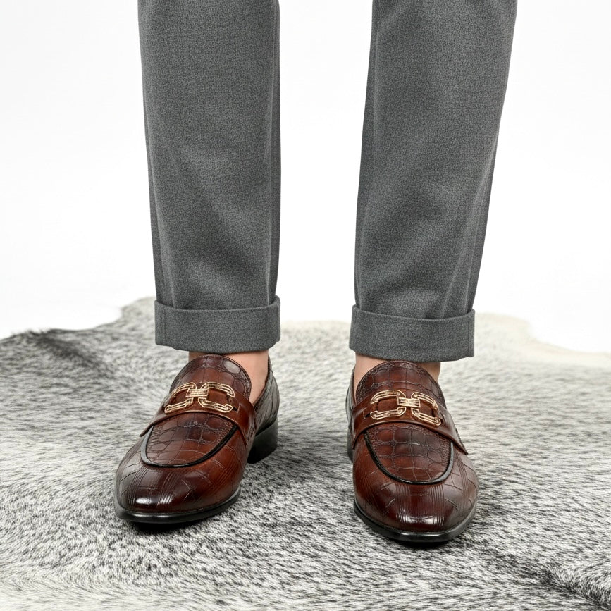 DUAL TONE-SLIP ONS
